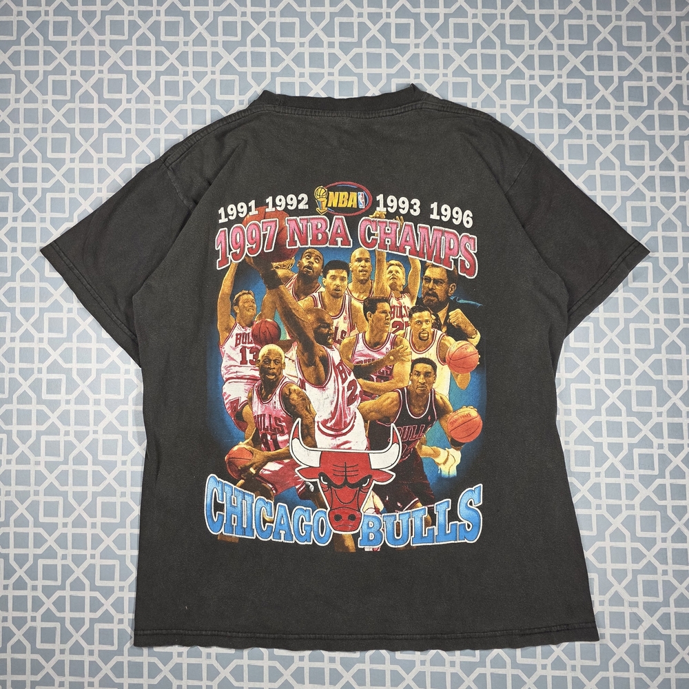 NBA Chicago Bulls Champions Tee - Black